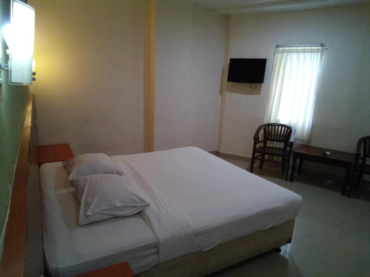 Hotel Puri Dibia Kuta 꾸따 외부 사진