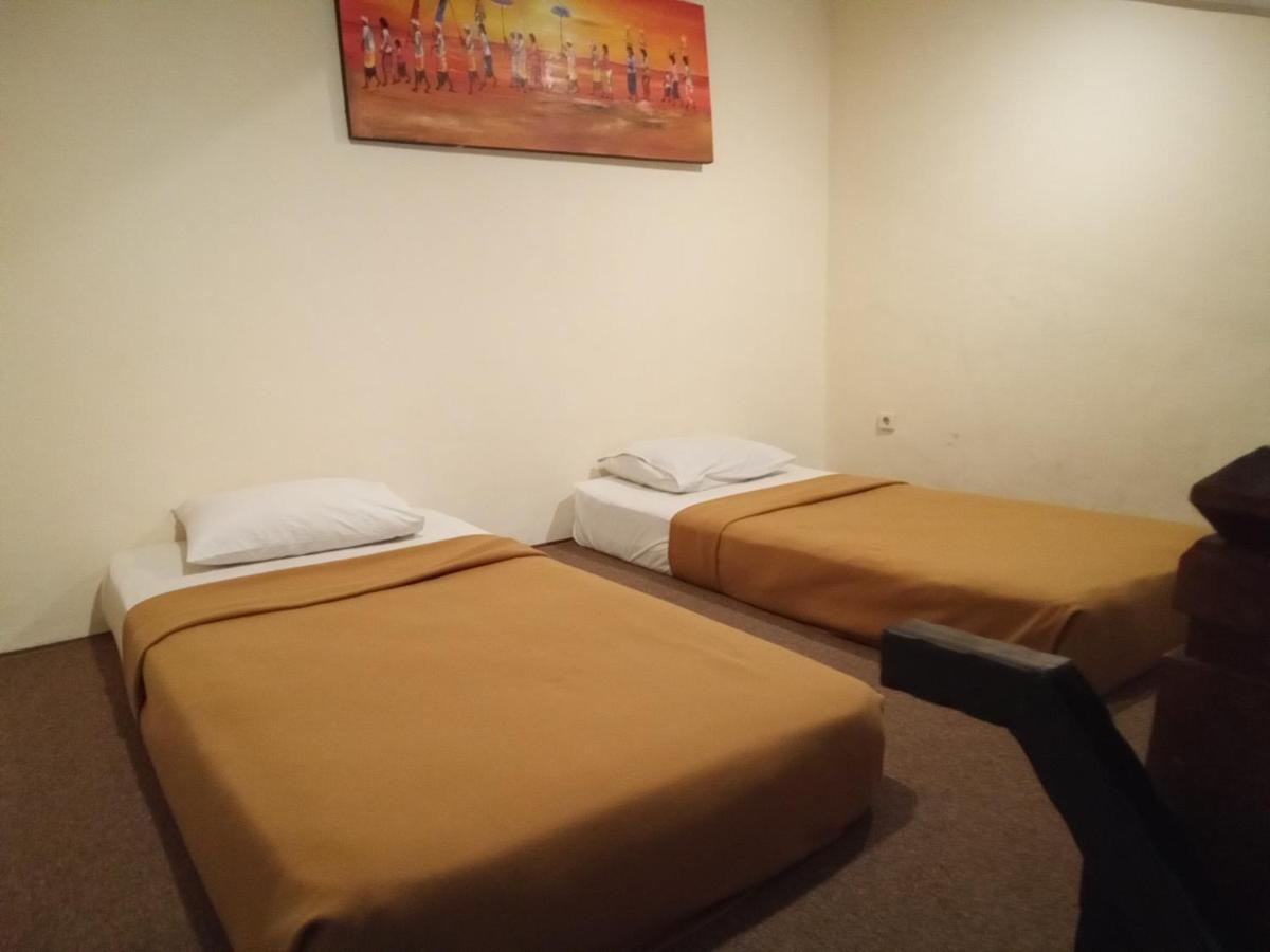 Hotel Puri Dibia Kuta 꾸따 외부 사진